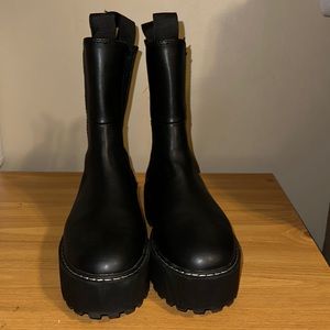 H&M Divided Black Boots